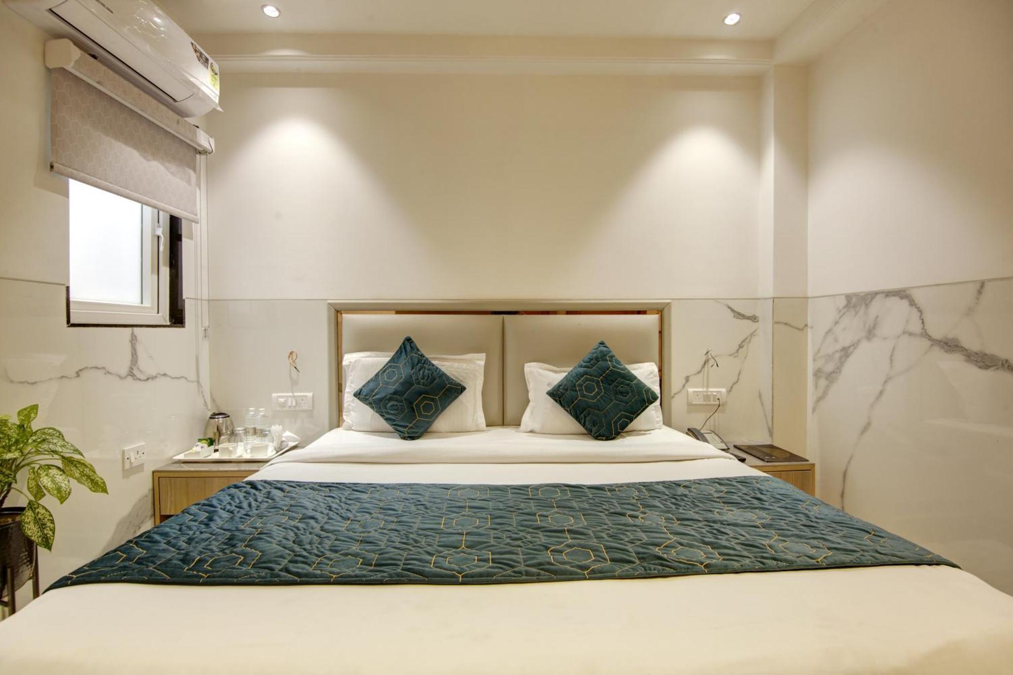 Hotel International Inn By Star Group - Near Delhi Airport Nuova Delhi Esterno foto